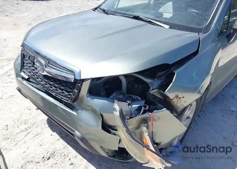 2016 Subaru Forester 2.5I Premium z USA, uszkodzony, nr VIN JF2SJAFC4GH438028